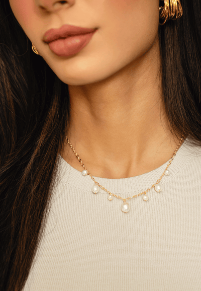 CHELSEY Pearl Necklace