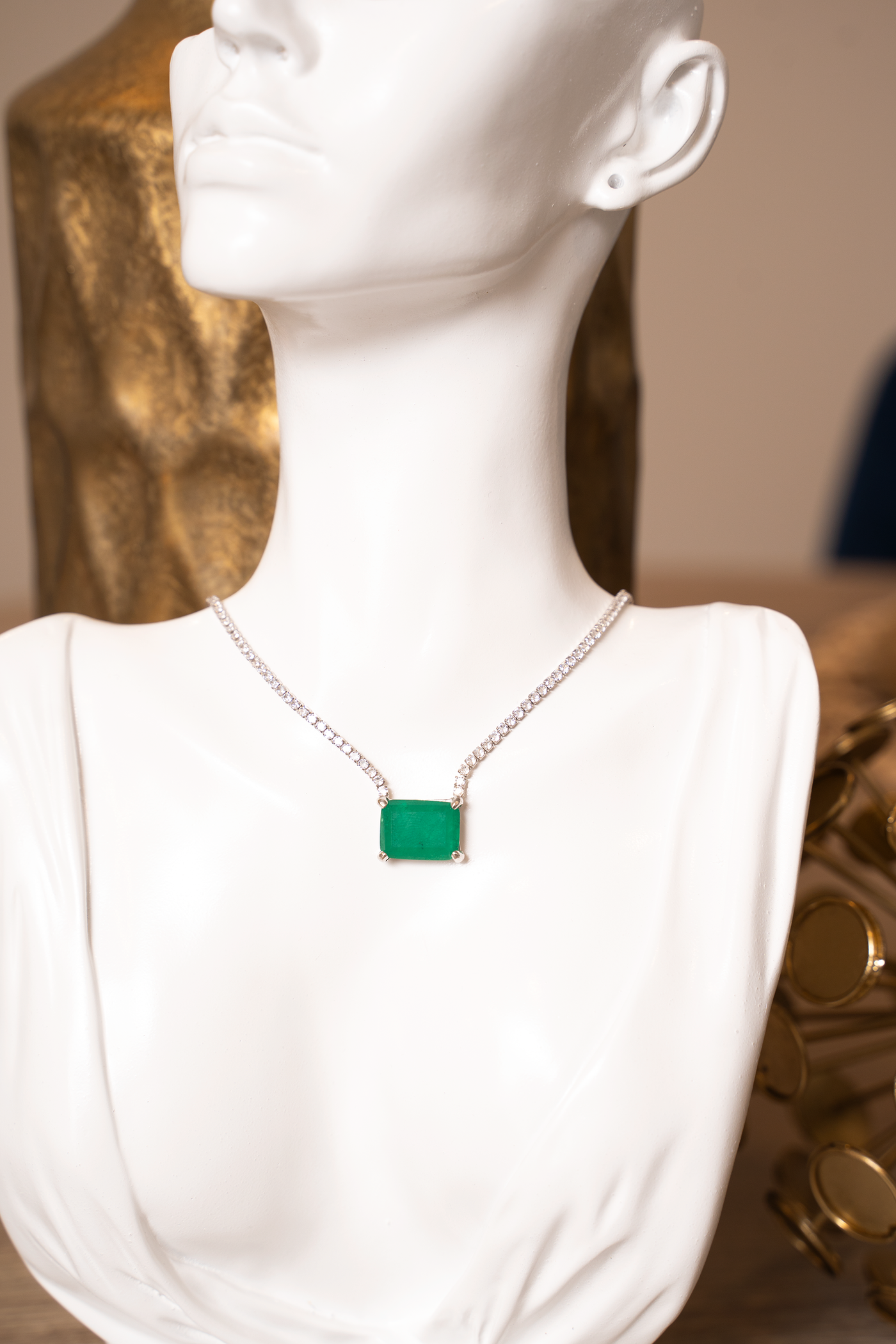 RECTANGLE Green Tennis Choker