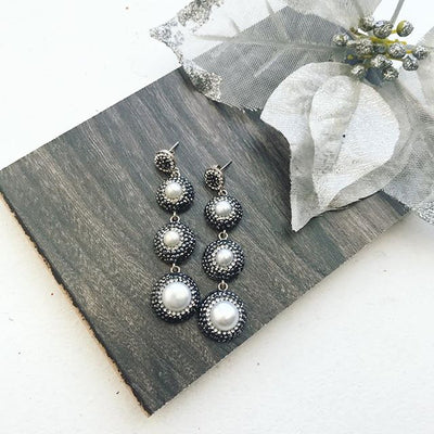 TRIPLE Pearl Earrings